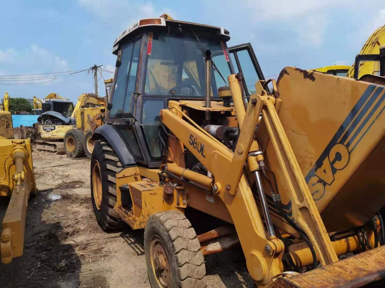 CASE 580L - מחפרון: תמונה 2 CASE 580L - מחפרון: תמונה 2