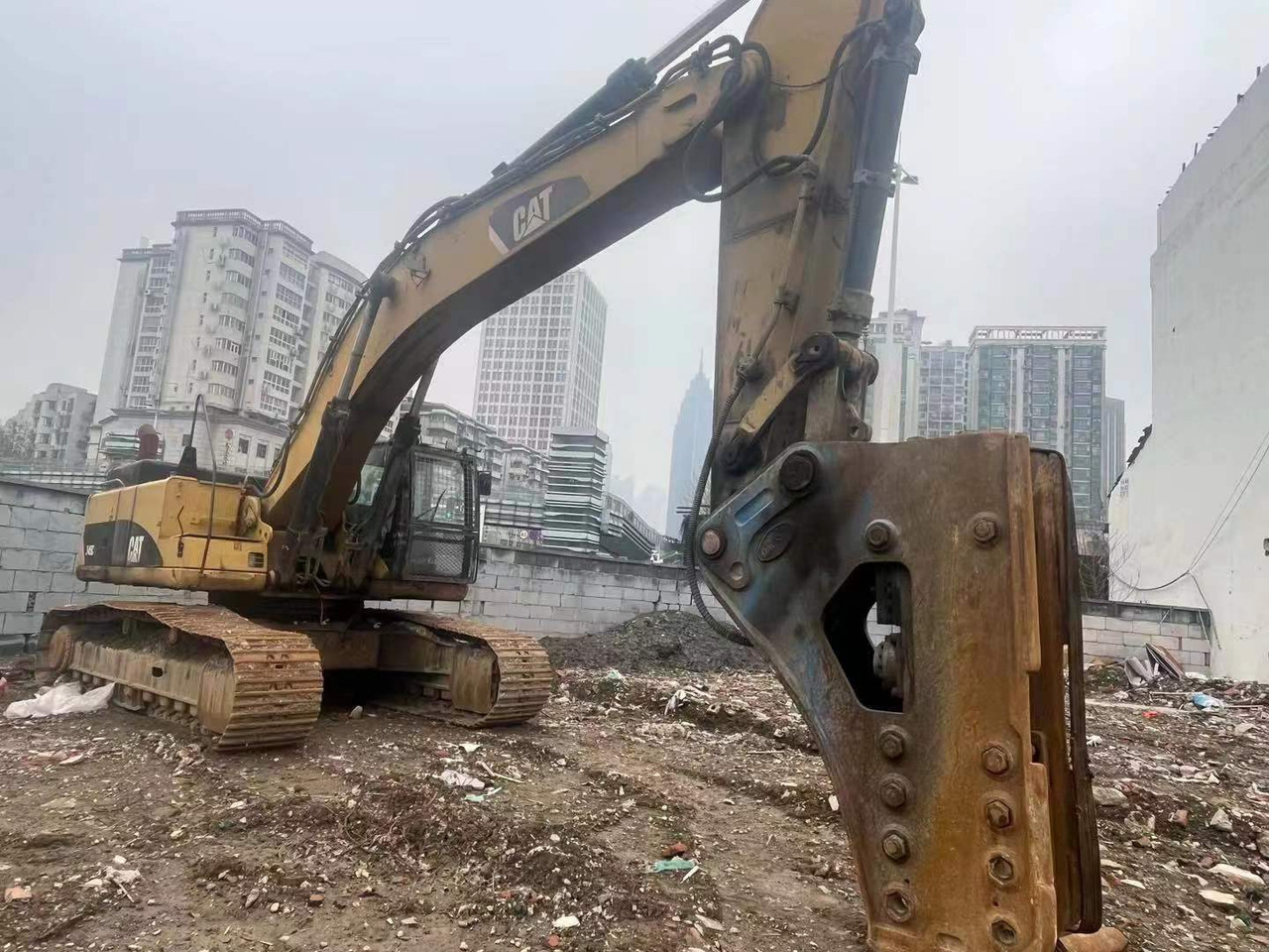 CATERPILLAR 345B - מחפר סורק: תמונה 2 CATERPILLAR 345B - מחפר סורק: תמונה 2