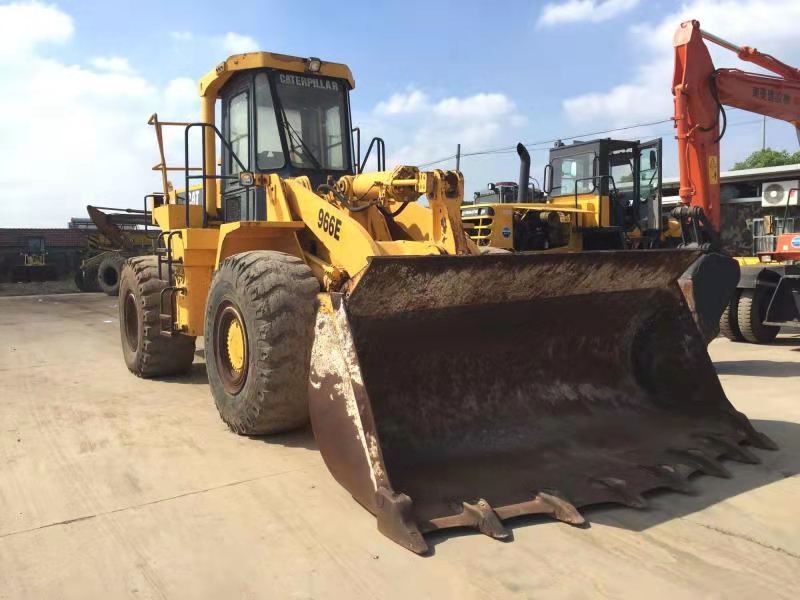CATERPILLAR 966E - מעמיס גלגלים: תמונה 3 CATERPILLAR 966E - מעמיס גלגלים: תמונה 3