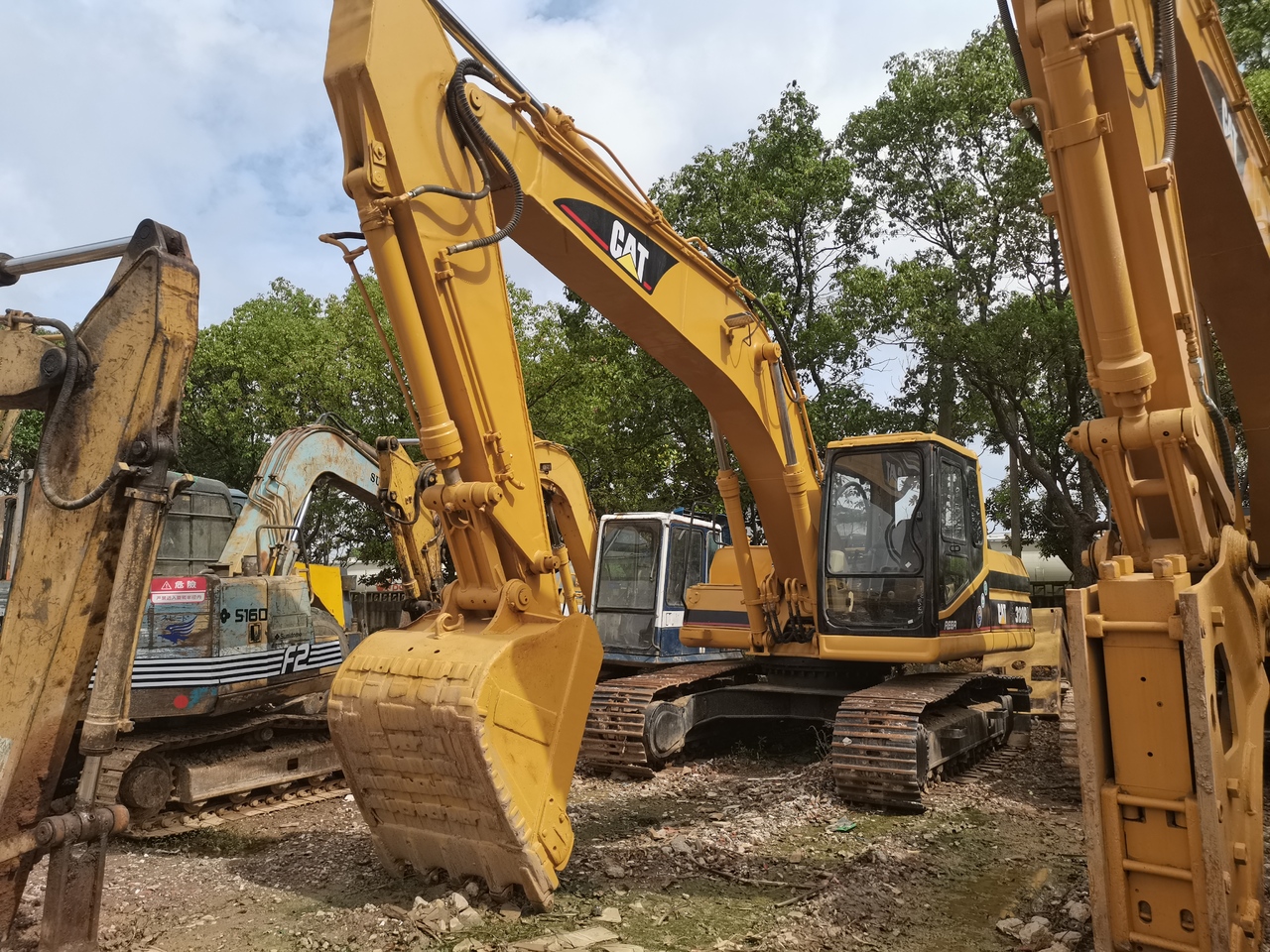 CATERPILLAR CAT-320BL - מחפר סורק: תמונה 2 CATERPILLAR CAT-320BL - מחפר סורק: תמונה 2