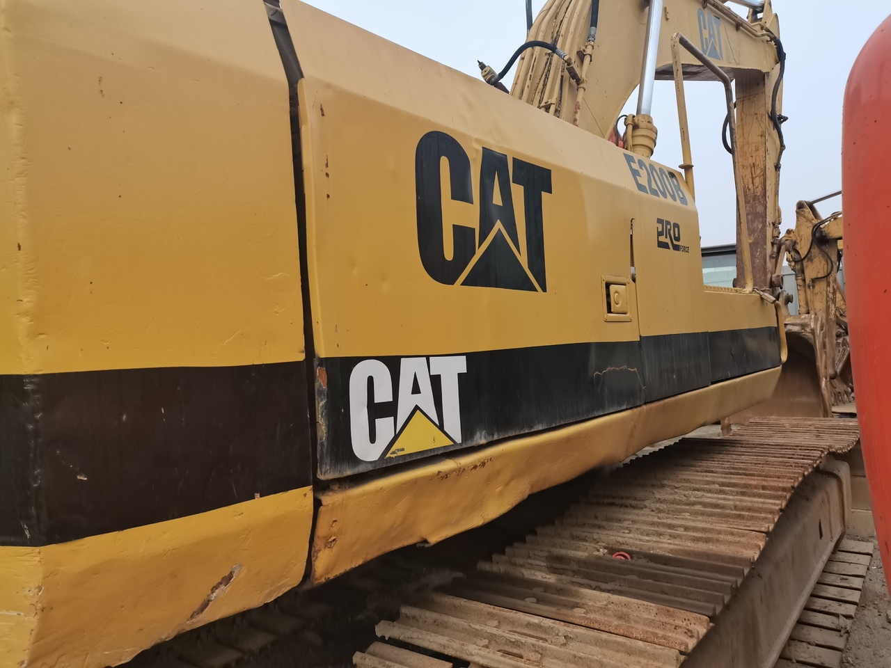 CATERPILLAR CAT-E200 - מחפר סורק: תמונה 4 CATERPILLAR CAT-E200 - מחפר סורק: תמונה 4
