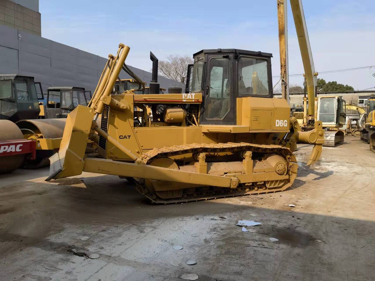 CATERPILLAR D6G - דחפור: תמונה 1 CATERPILLAR D6G - דחפור: תמונה 1