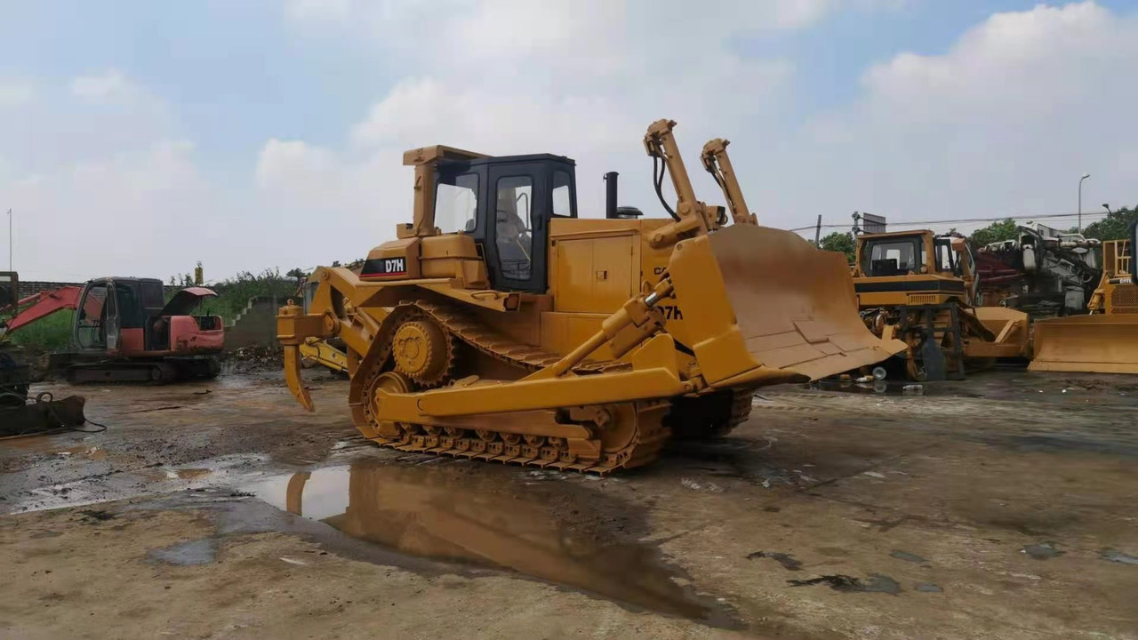 CATERPILLAR D7H - דחפור: תמונה 2 CATERPILLAR D7H - דחפור: תמונה 2