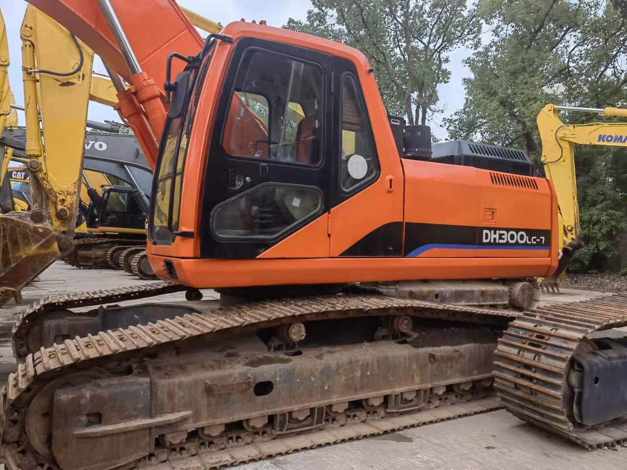 DOOSAN DH300 - מחפר סורק: תמונה 1 DOOSAN DH300 - מחפר סורק: תמונה 1