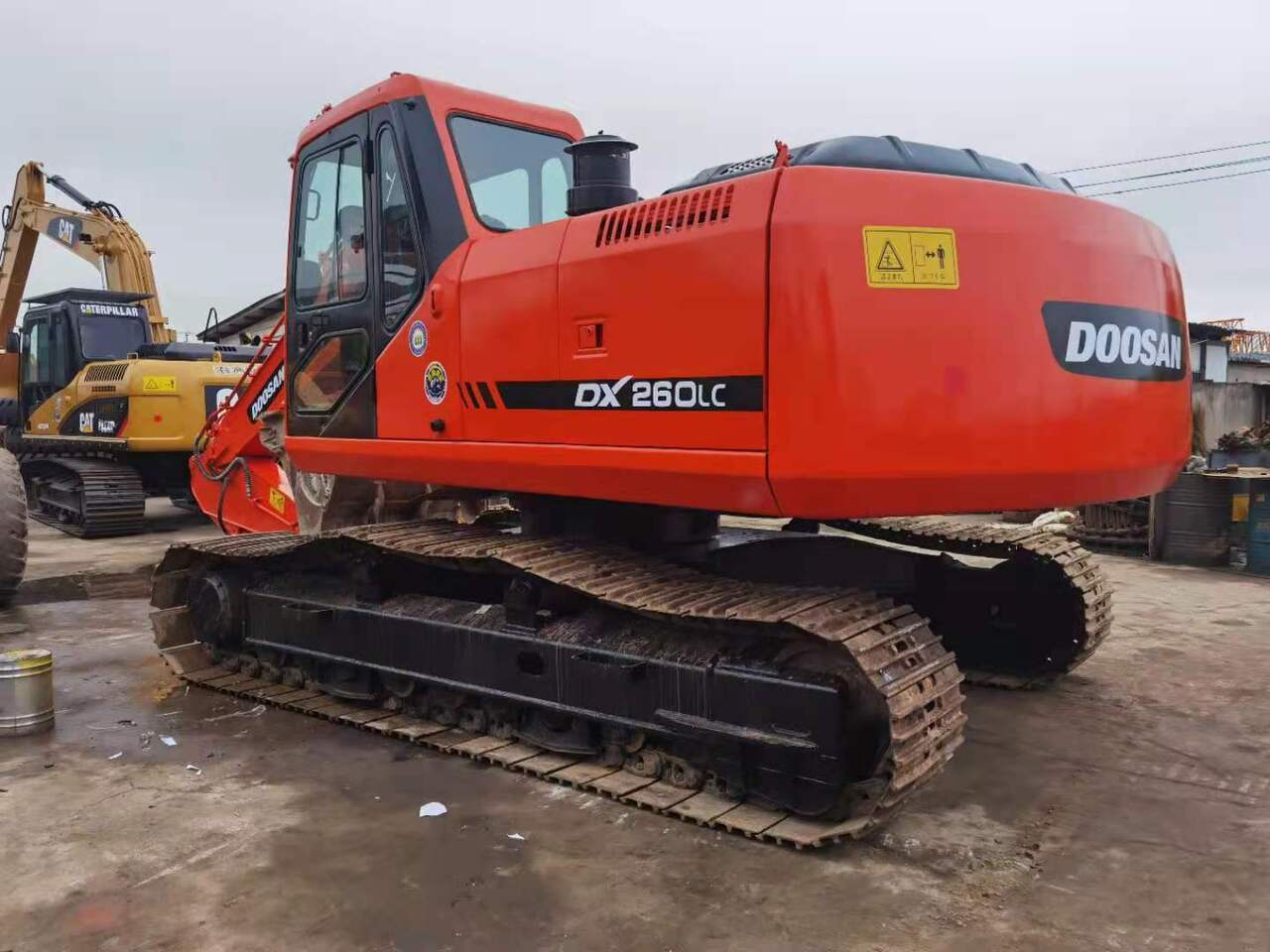 DOOSAN DX260 - מחפר סורק: תמונה 1 DOOSAN DX260 - מחפר סורק: תמונה 1