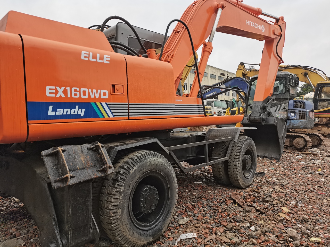 HITACHI EX160WD - מחפר גלגלים: תמונה 3 HITACHI EX160WD - מחפר גלגלים: תמונה 3