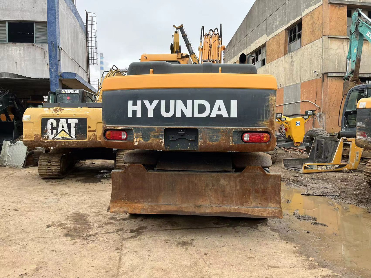 HYUNDAI 210W-9 - מחפר גלגלים: תמונה 4 HYUNDAI 210W-9 - מחפר גלגלים: תמונה 4