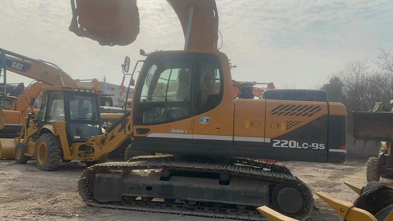 HYUNDAI 220LC-9S - מחפר סורק: תמונה 3 HYUNDAI 220LC-9S - מחפר סורק: תמונה 3