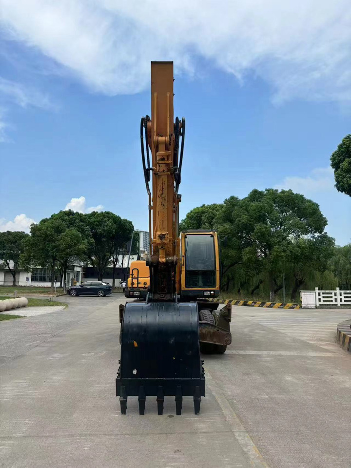 HYUNDAI R210W-9 - מחפר גלגלים: תמונה 2 HYUNDAI R210W-9 - מחפר גלגלים: תמונה 2