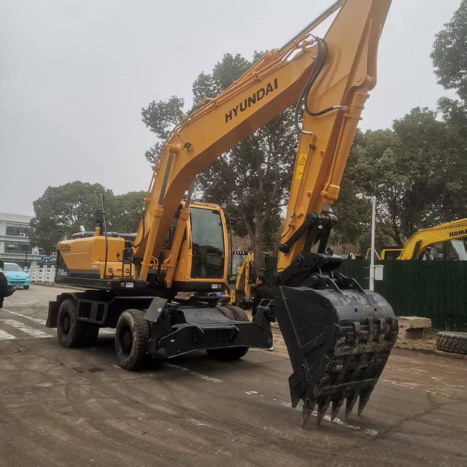 Hyundai R210W-9 - מחפר גלגלים: תמונה 3 Hyundai R210W-9 - מחפר גלגלים: תמונה 3