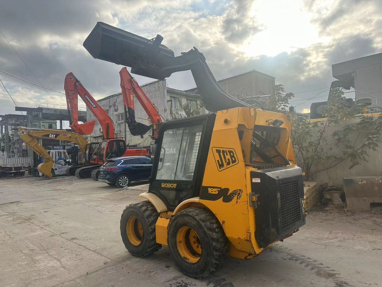 JCB 185 - מעמיס היגוי החלקה: תמונה 2 JCB 185 - מעמיס היגוי החלקה: תמונה 2