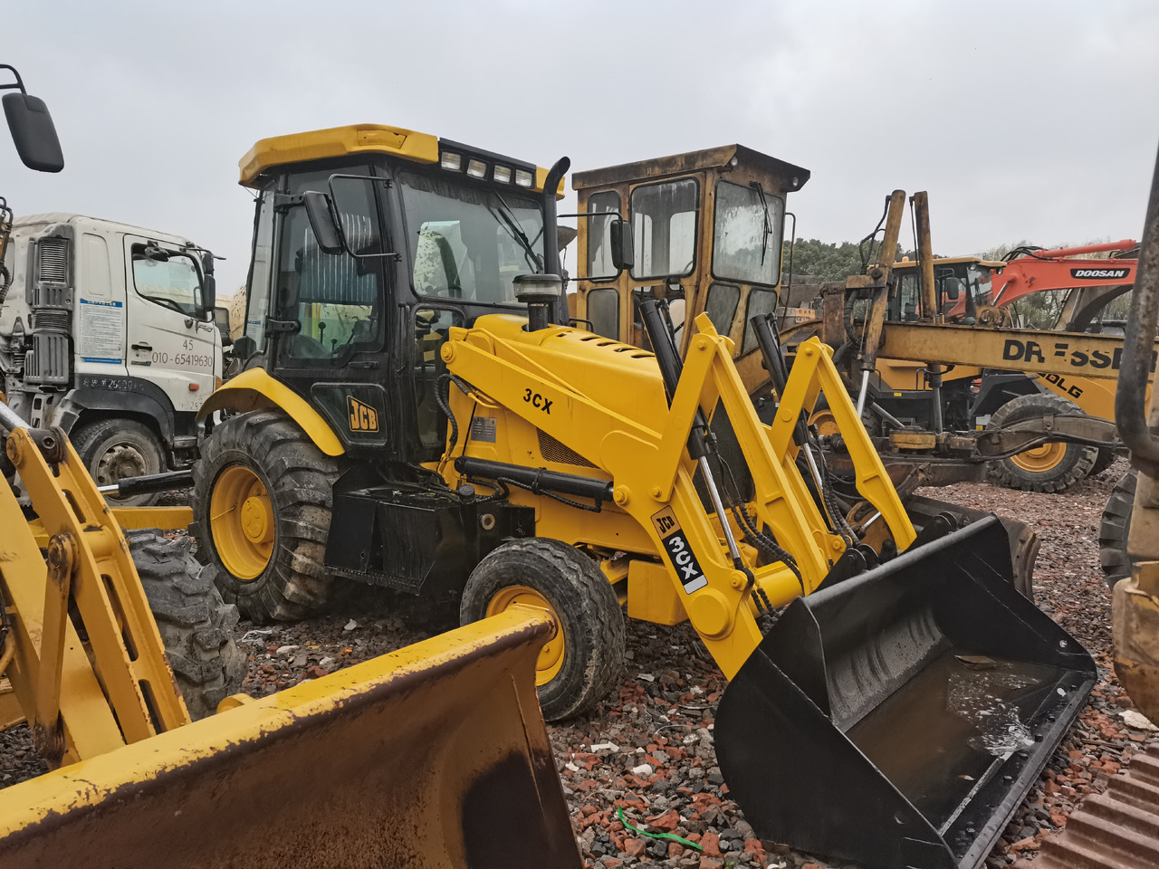 JCB 3CX - מחפרון: תמונה 4 JCB 3CX - מחפרון: תמונה 4