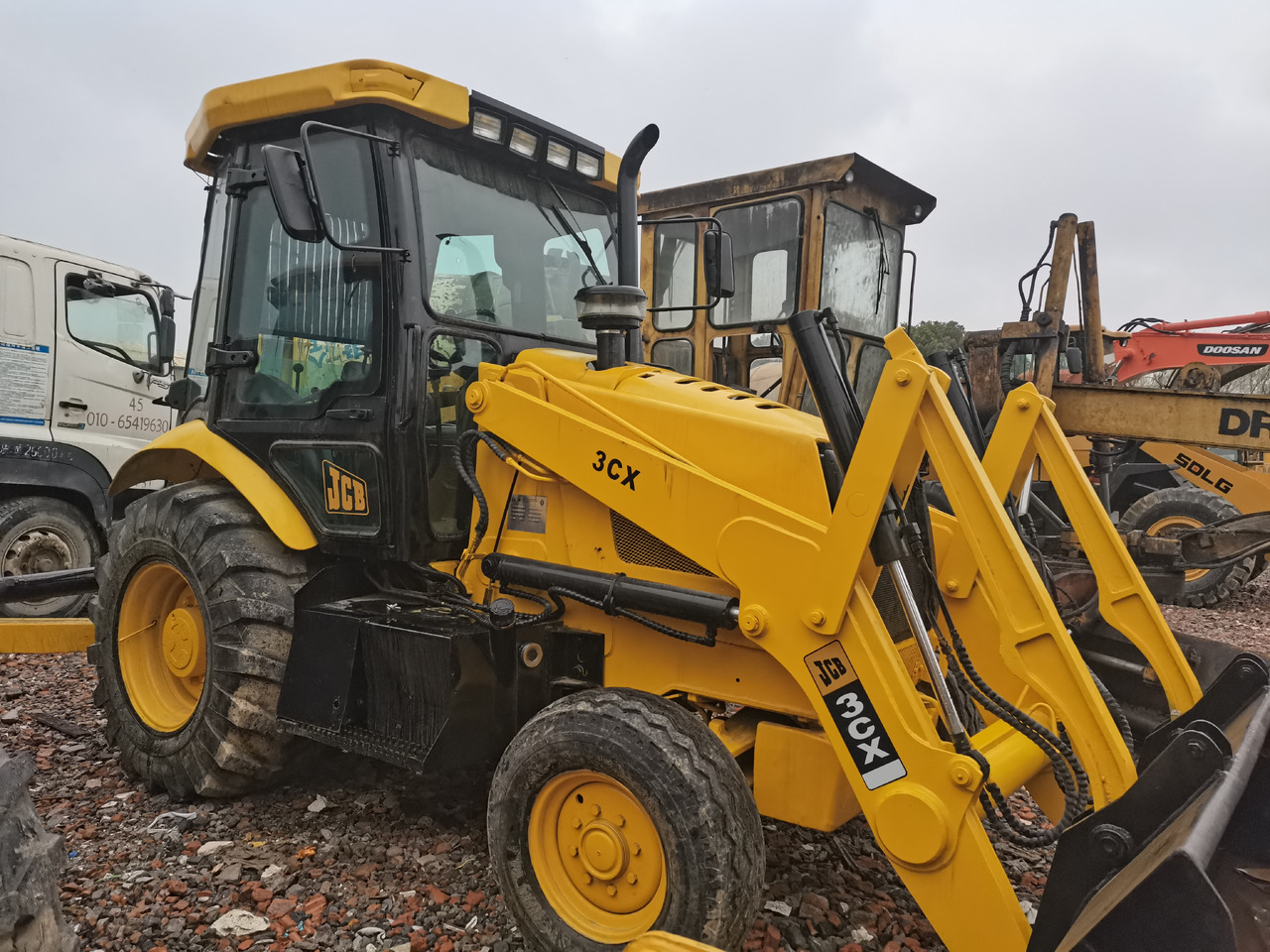 JCB 3CX - מחפרון: תמונה 2 JCB 3CX - מחפרון: תמונה 2