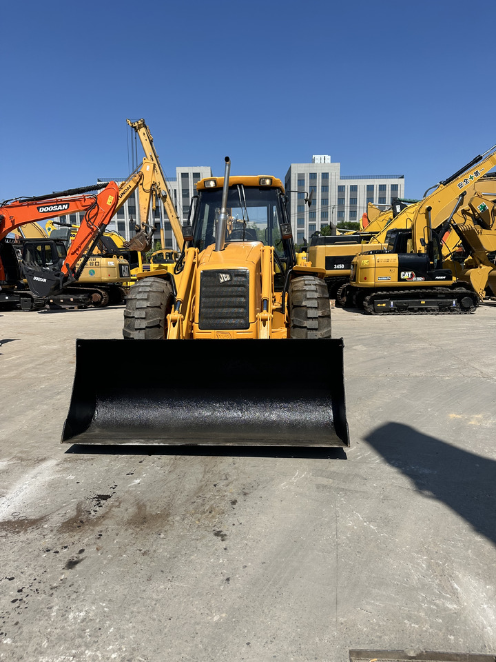 JCB 4CX - מחפרון: תמונה 4 JCB 4CX - מחפרון: תמונה 4