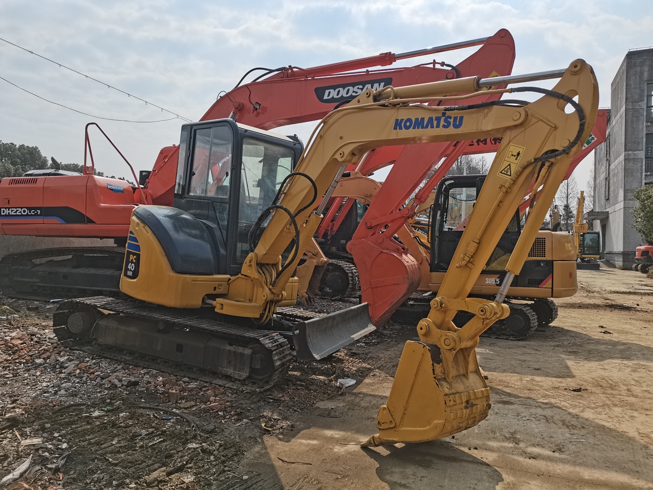 KOMATSU PC40MR - מיני מחפר: תמונה 2 KOMATSU PC40MR - מיני מחפר: תמונה 2