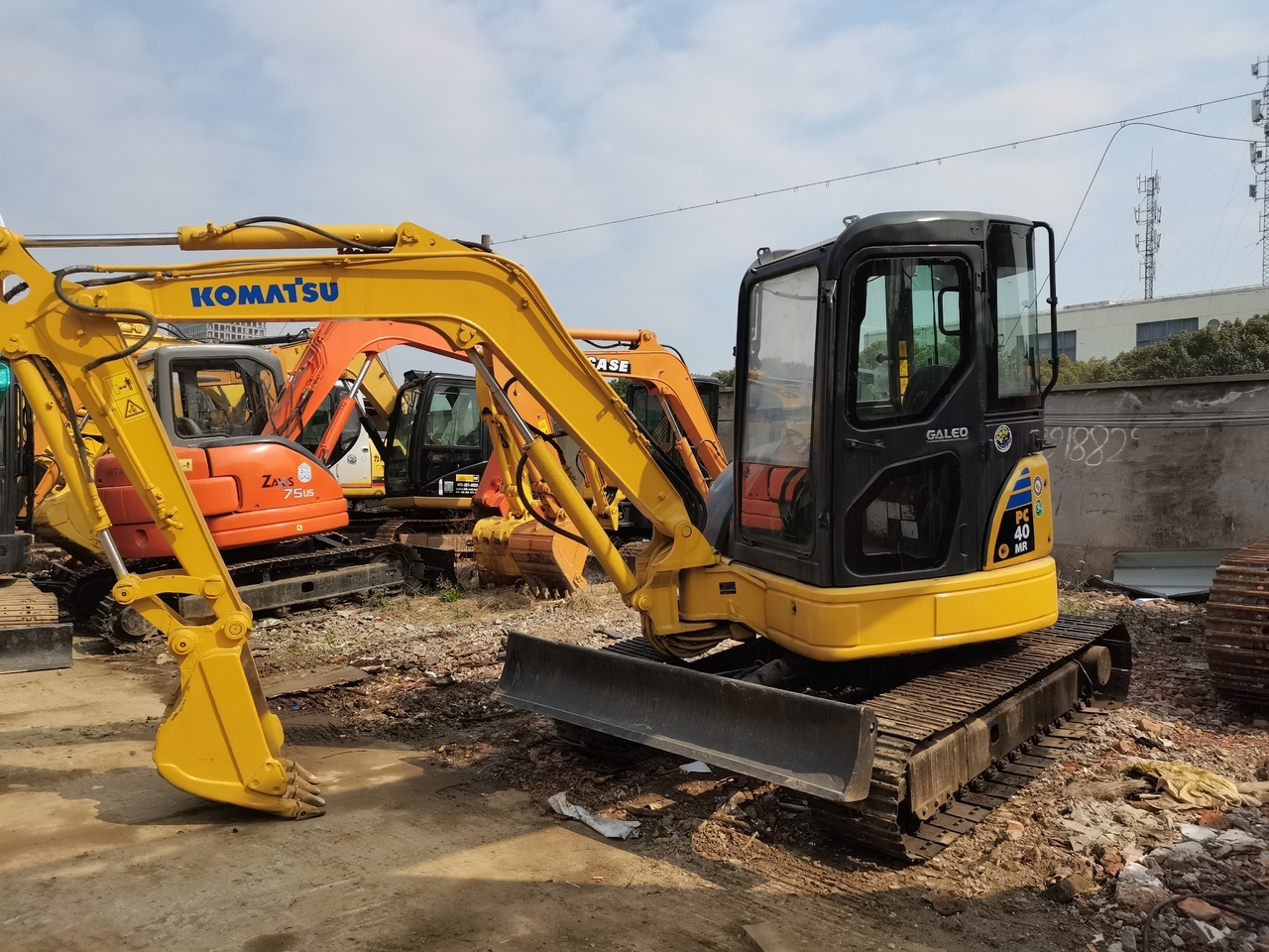 KOMATSU PC40MR - מיני מחפר: תמונה 1 KOMATSU PC40MR - מיני מחפר: תמונה 1