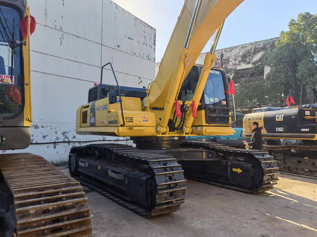 KOMATSU PC450-8-excavator - מחפר סורק: תמונה 3 KOMATSU PC450-8-excavator - מחפר סורק: תמונה 3