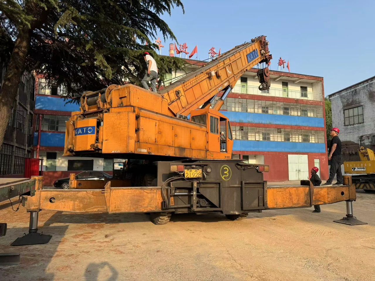 LIEBHERR - עגורן נייד: תמונה 3 LIEBHERR - עגורן נייד: תמונה 3