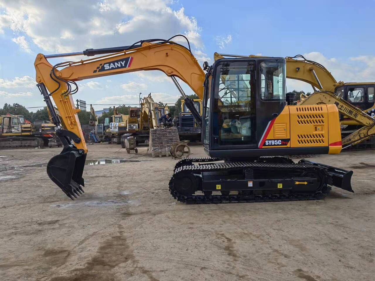 SANY SY95C - מיני מחפר: תמונה 2 SANY SY95C - מיני מחפר: תמונה 2