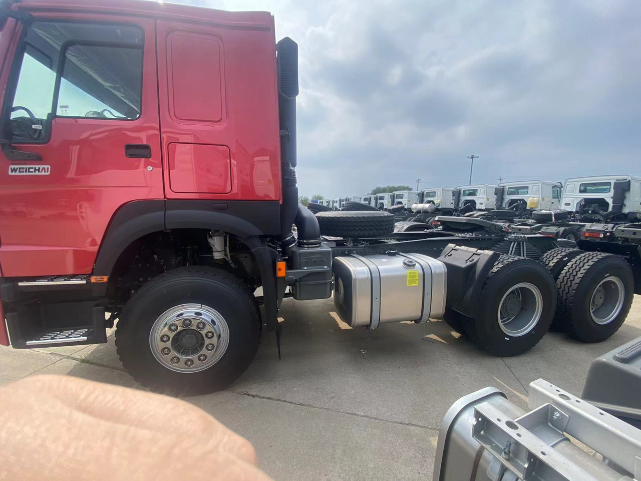 SINOTRUK 6x4 - יחידת טרקטור: תמונה 2 SINOTRUK 6x4 - יחידת טרקטור: תמונה 2