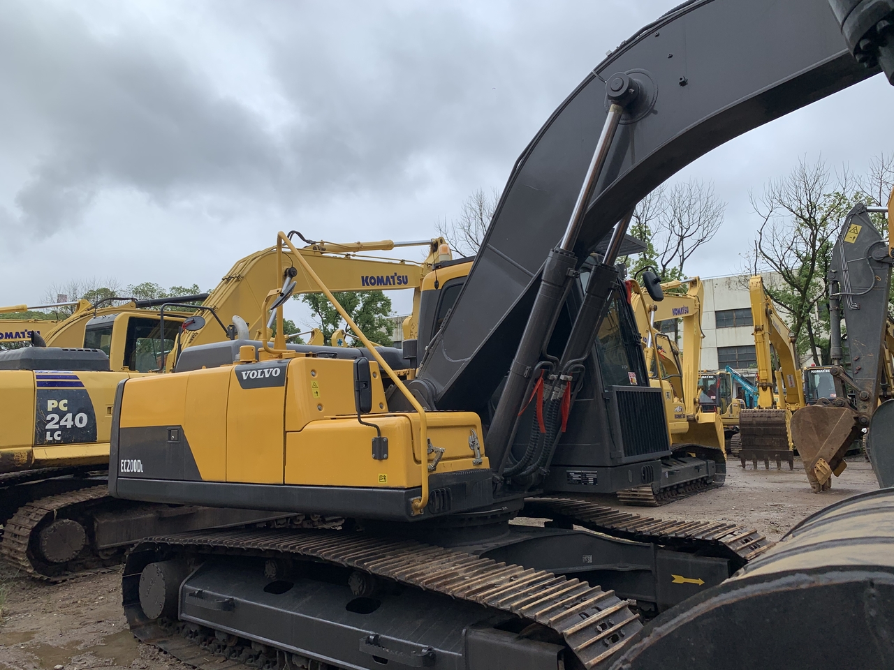 VOLVO EC200DL - מחפר סורק: תמונה 4 VOLVO EC200DL - מחפר סורק: תמונה 4