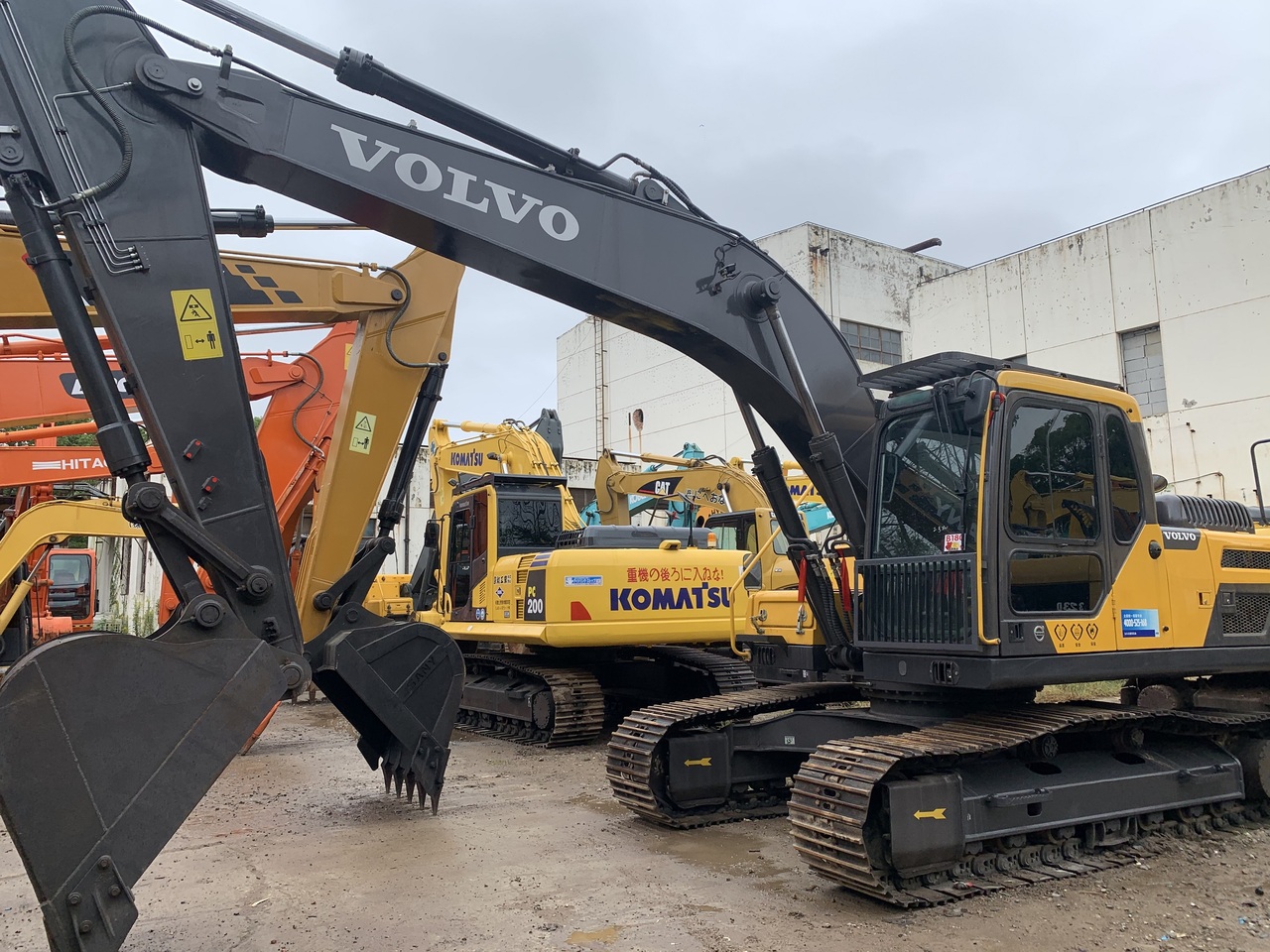 VOLVO EC200DL - מחפר סורק: תמונה 3 VOLVO EC200DL - מחפר סורק: תמונה 3