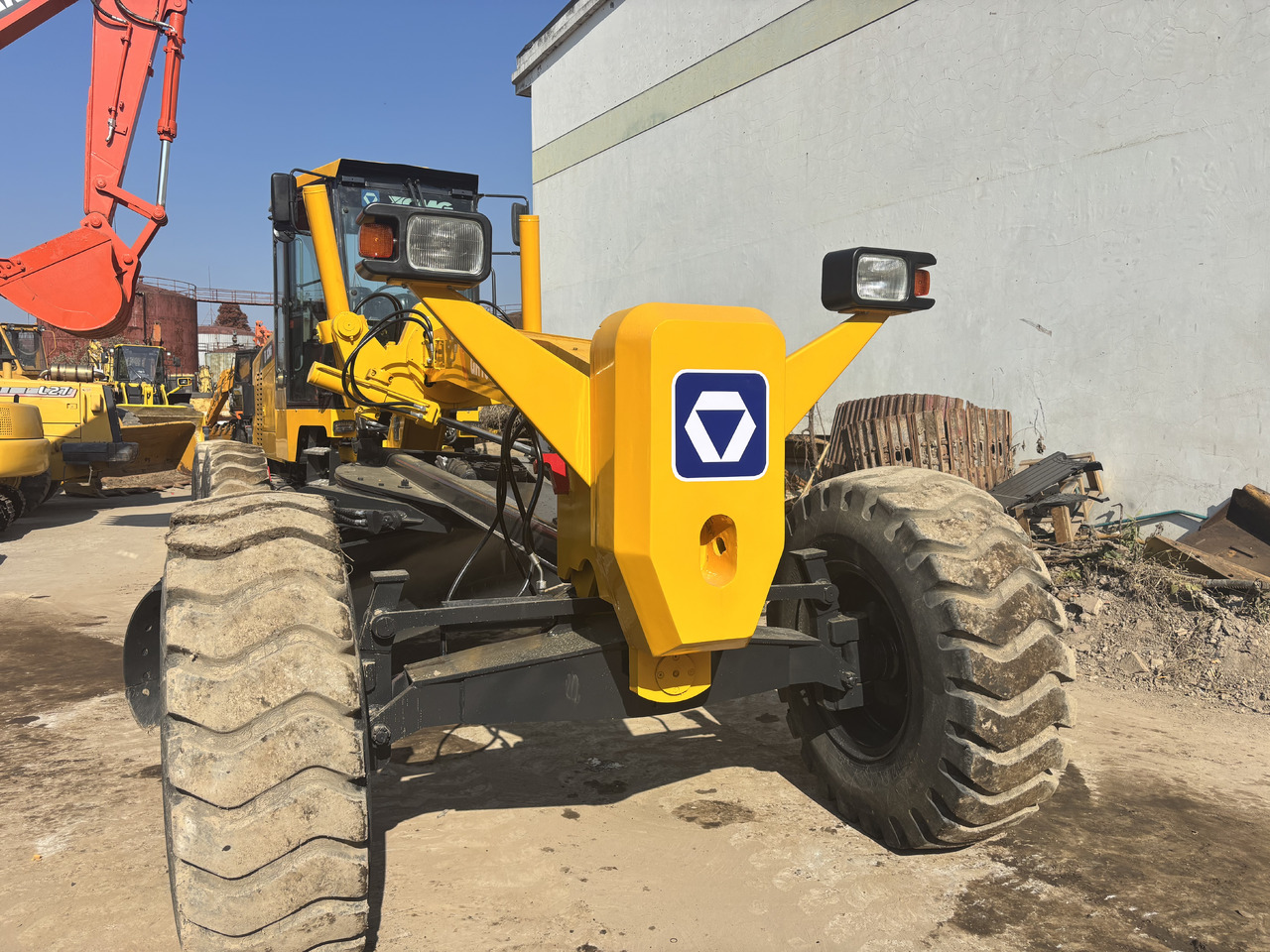 XCMG GR180 - מפלסת: תמונה 2 XCMG GR180 - מפלסת: תמונה 2