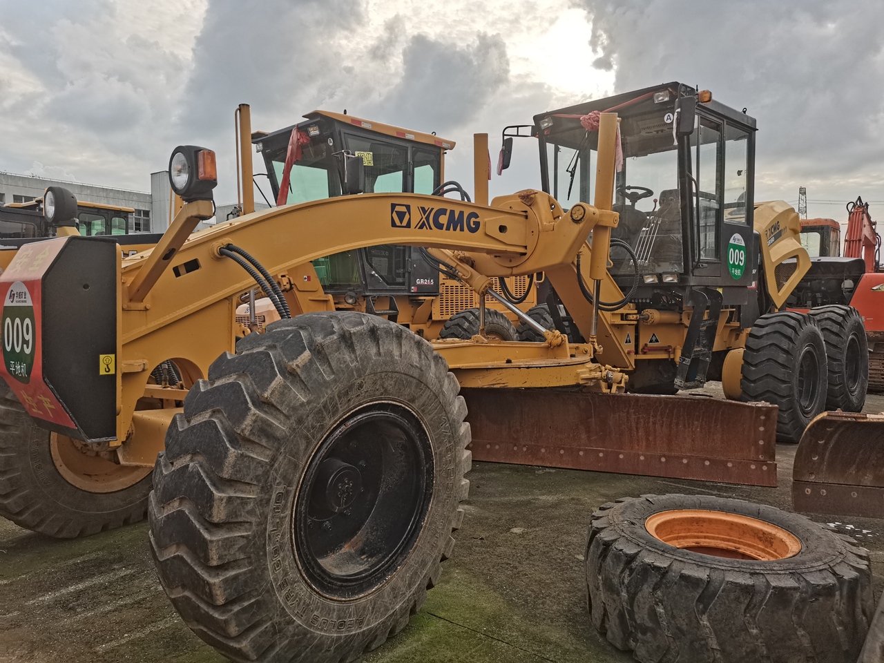 XCMG GR180 - מפלסת: תמונה 3 XCMG GR180 - מפלסת: תמונה 3