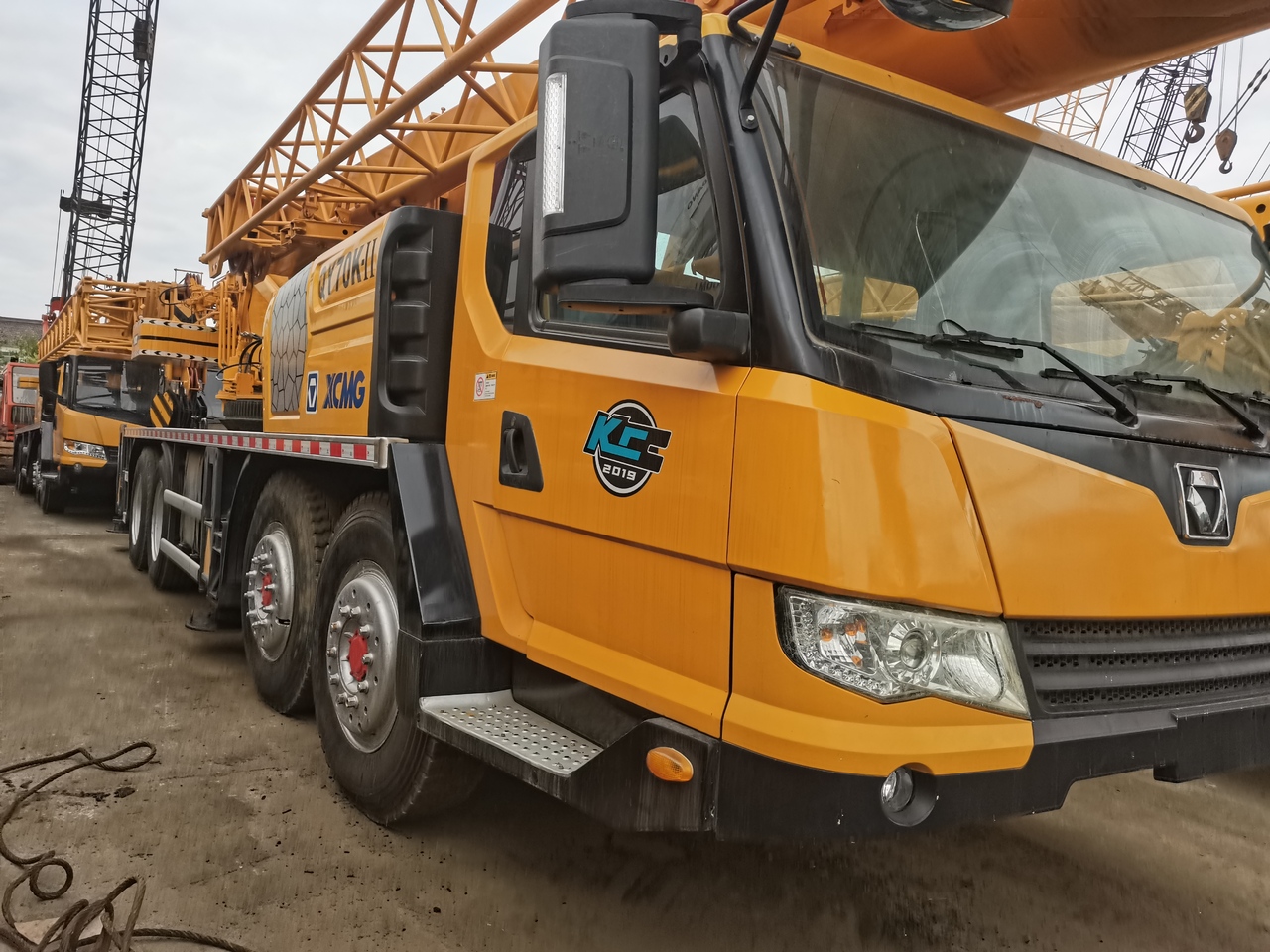 XCMG QY70K - עגורן: תמונה 2 XCMG QY70K - עגורן: תמונה 2