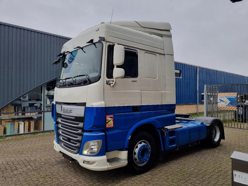 DAF XF 106.440 EURO 6/ Intarder/ Webasto/ ADR / Klima - יחידת טרקטור: תמונה 4 DAF XF 106.440 EURO 6/ Intarder/ Webasto/ ADR / Klima - יחידת טרקטור: תמונה 4