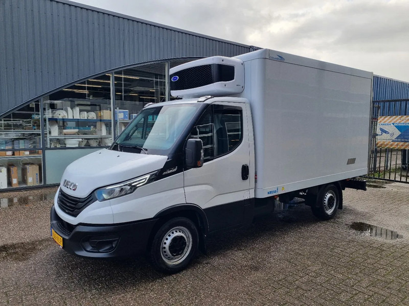 Iveco Daily 35S16 Hi-Matic Koelkoffer Carrier Xarios 5 ST 380V +20C/-20C Euro 6E - כלי רכב מסחרי לקירור: תמונה 4 Iveco Daily 35S16 Hi-Matic Koelkoffer Carrier Xarios 5 ST 380V +20C/-20C Euro 6E - כלי רכב מסחרי לקירור: תמונה 4