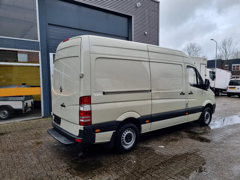 Mercedes-Benz Sprinter 311 CDI L2H2 EURO 6 2.2 CDI RWD - כלי רכב מסחרי עם לוח: תמונה 2 Mercedes-Benz Sprinter 311 CDI L2H2 EURO 6 2.2 CDI RWD - כלי רכב מסחרי עם לוח: תמונה 2