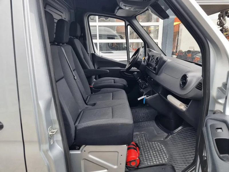 Mercedes-Benz Sprinter 314 CDI L2H2 EURO 6/ Airco/ Navi/ Camera - כלי רכב מסחרי עם לוח: תמונה 2 Mercedes-Benz Sprinter 314 CDI L2H2 EURO 6/ Airco/ Navi/ Camera - כלי רכב מסחרי עם לוח: תמונה 2