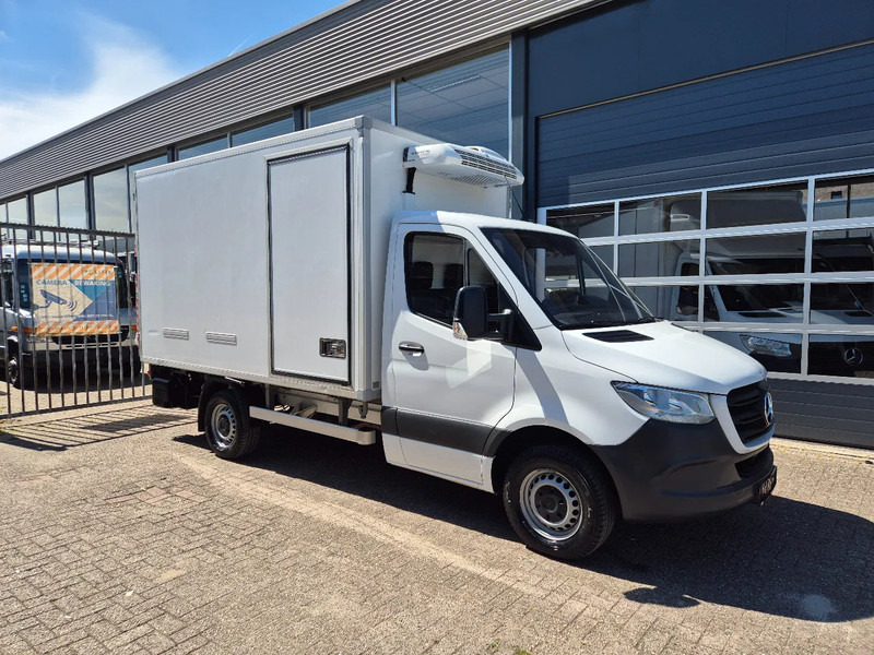 Mercedes-Benz Sprinter 315 CDI/ Kuhlkoffer/ TK V300 MAX/ LBW/ Stby230 - כלי רכב מסחרי לקירור: תמונה 1 Mercedes-Benz Sprinter 315 CDI/ Kuhlkoffer/ TK V300 MAX/ LBW/ Stby230 - כלי רכב מסחרי לקירור: תמונה 1