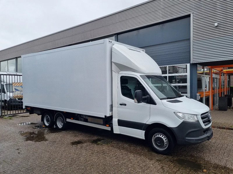 Mercedes-Benz Sprinter 516 CDI BE Clixtar/ Webasto/ 27 KUB/ Nutzlast 3.3T/ 73691 - כלי רכב מסחרי עם תיבה: תמונה 1 Mercedes-Benz Sprinter 516 CDI BE Clixtar/ Webasto/ 27 KUB/ Nutzlast 3.3T/ 73691 - כלי רכב מסחרי עם תיבה: תמונה 1