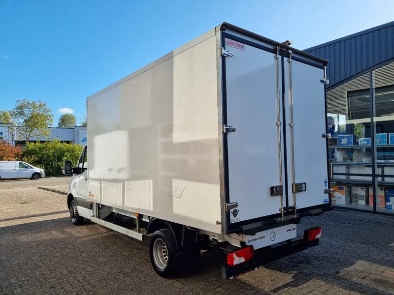 Mercedes-Benz Sprinter 516 CDI Kuhlkoffer/ Carrier/ 8 PALLETS/ EURO 6D - כלי רכב מסחרי לקירור: תמונה 5 Mercedes-Benz Sprinter 516 CDI Kuhlkoffer/ Carrier/ 8 PALLETS/ EURO 6D - כלי רכב מסחרי לקירור: תמונה 5