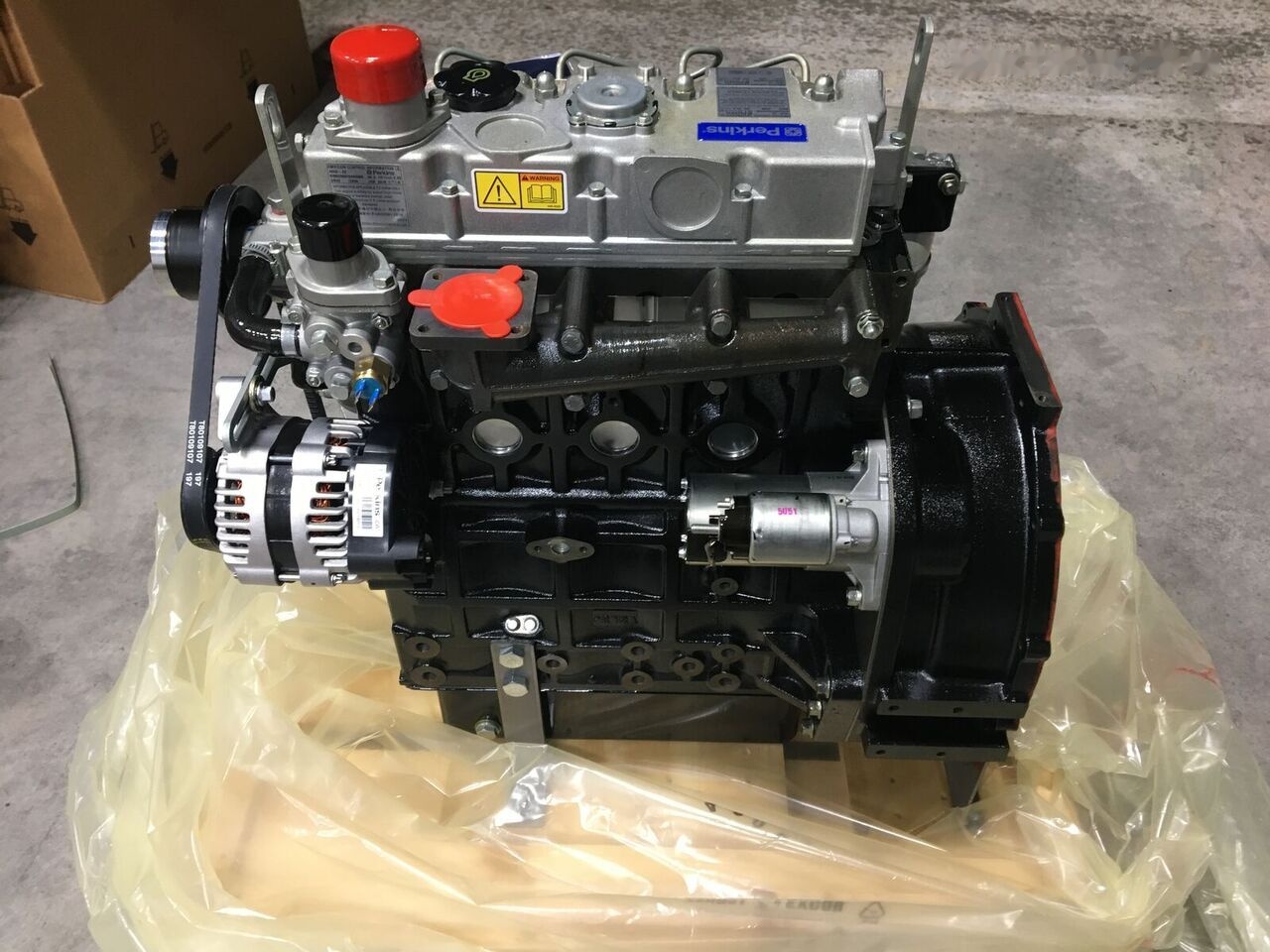 Perkins 404D-22 - מנוע עבור מחפר: תמונה 3 Perkins 404D-22 - מנוע עבור מחפר: תמונה 3