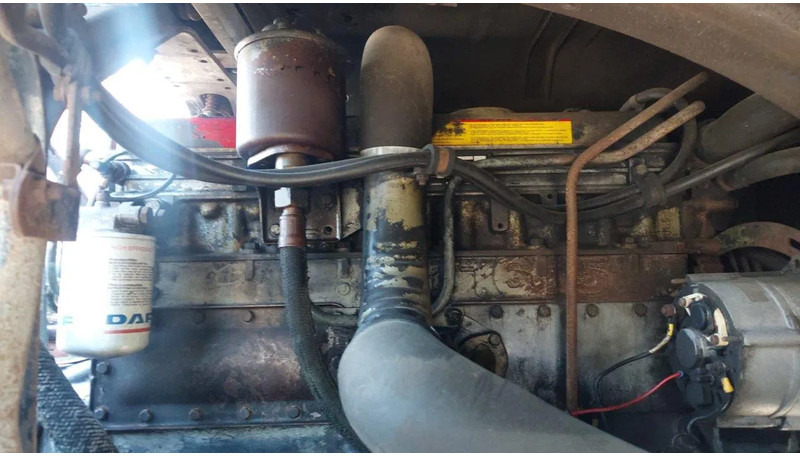 DAF 1900 4X2 HOLLAND TUCK FULL STEEL SUSPENSION MANUAL GEARBOX - משאית עם שלדת תא: תמונה 4 DAF 1900 4X2 HOLLAND TUCK FULL STEEL SUSPENSION MANUAL GEARBOX - משאית עם שלדת תא: תמונה 4
