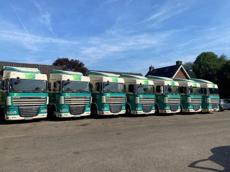 DAF XF 105.410 4 PIECES AVAILABLE - יחידת טרקטור: תמונה 1 DAF XF 105.410 4 PIECES AVAILABLE - יחידת טרקטור: תמונה 1