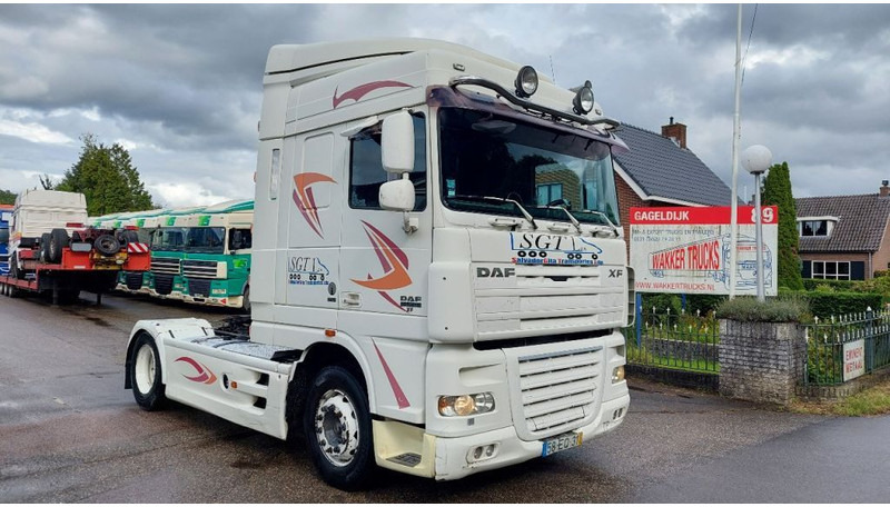 DAF XF 105.410 Retarder - יחידת טרקטור: תמונה 2 DAF XF 105.410 Retarder - יחידת טרקטור: תמונה 2