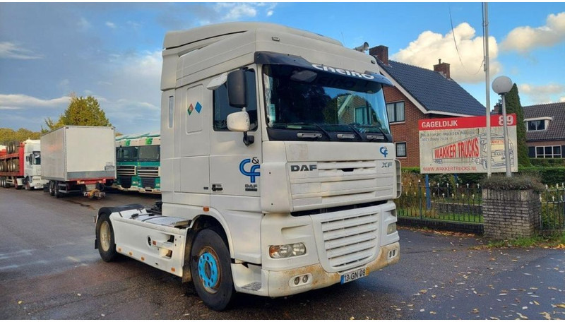 DAF XF 105.410 - יחידת טרקטור: תמונה 2 DAF XF 105.410 - יחידת טרקטור: תמונה 2