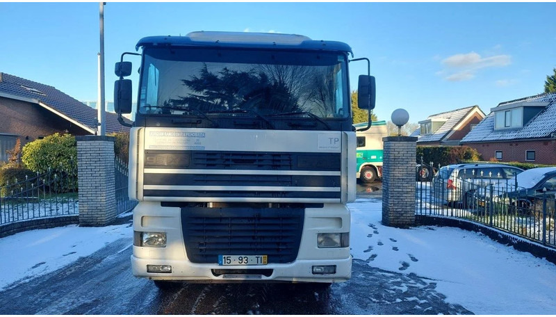 DAF XF 95.430 EURO 2 MANUAL GEARBOX - יחידת טרקטור: תמונה 5 DAF XF 95.430 EURO 2 MANUAL GEARBOX - יחידת טרקטור: תמונה 5