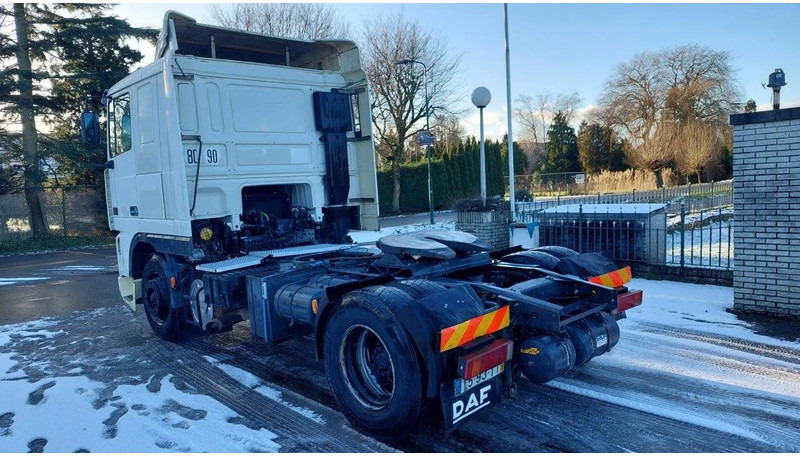DAF XF 95.430 EURO 2 MANUAL GEARBOX - יחידת טרקטור: תמונה 4 DAF XF 95.430 EURO 2 MANUAL GEARBOX - יחידת טרקטור: תמונה 4