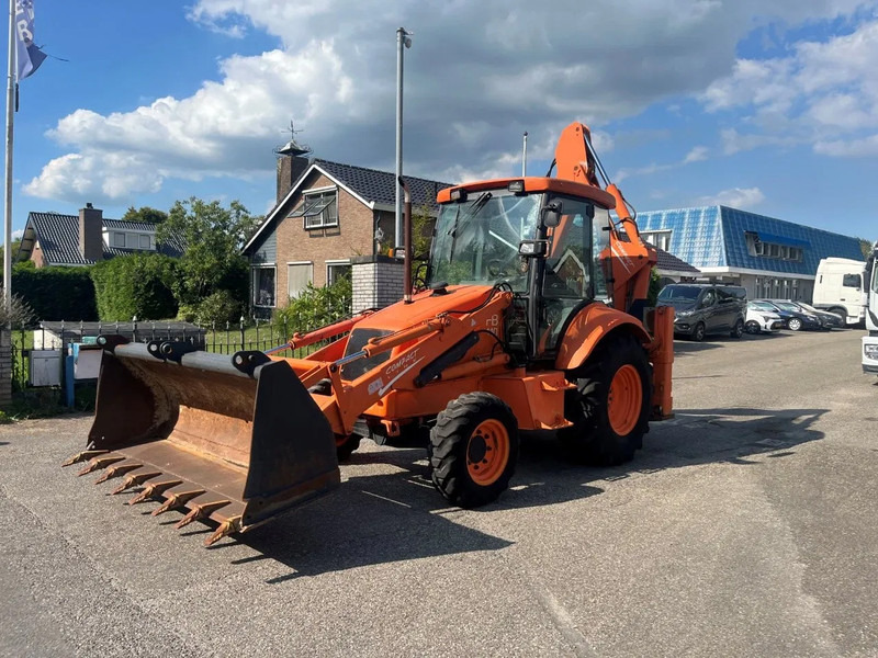 Fiat Hitachi FB 110 New Holland FB110 - מחפרון: תמונה 1 Fiat Hitachi FB 110 New Holland FB110 - מחפרון: תמונה 1