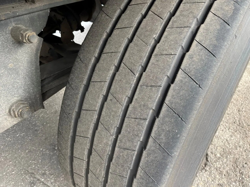 Groenewegen 2 assige gesloten opbouw opslag met laadklep - סמיטריילר בתיבה סגורה: תמונה 4 Groenewegen 2 assige gesloten opbouw opslag met laadklep - סמיטריילר בתיבה סגורה: תמונה 4