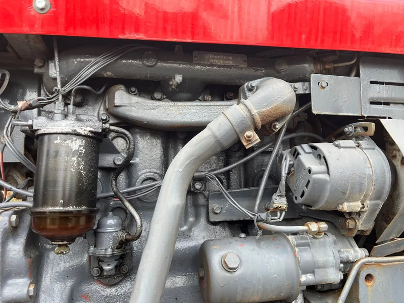Massey Ferguson 265 MF 265 4x2 tractor - טרקטור חקלאי: תמונה 5 Massey Ferguson 265 MF 265 4x2 tractor - טרקטור חקלאי: תמונה 5