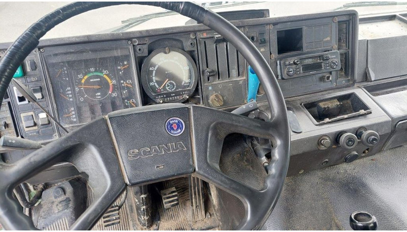 משאית עם שלדת תא Scania P92 6x2 FULL STEEL MANUAL GEARBOX: תמונה 11