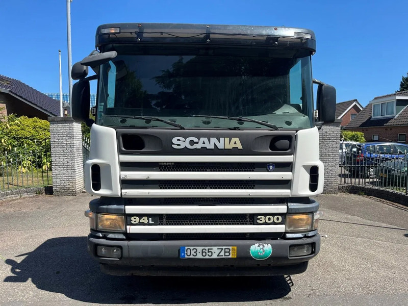 Scania P94-300 94 MANUAL GEARBOX AIRCO RETARDER 10-2004 - יחידת טרקטור: תמונה 2 Scania P94-300 94 MANUAL GEARBOX AIRCO RETARDER 10-2004 - יחידת טרקטור: תמונה 2