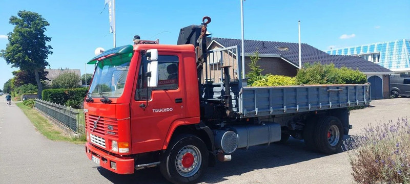 Volvo FL 10.320 4x2 Kipper Crane Steel Suspension - מזהיר, משאית מנוף: תמונה 1 Volvo FL 10.320 4x2 Kipper Crane Steel Suspension - מזהיר, משאית מנוף: תמונה 1