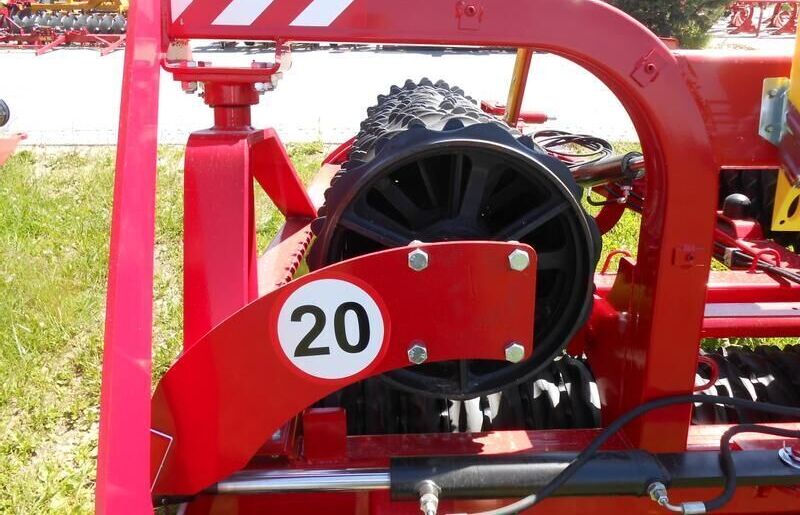 AGRO-FACTORY Wał uprawowy GROM 5.3 M - רולר חקלאי: תמונה 2 AGRO-FACTORY Wał uprawowy GROM 5.3 M - רולר חקלאי: תמונה 2